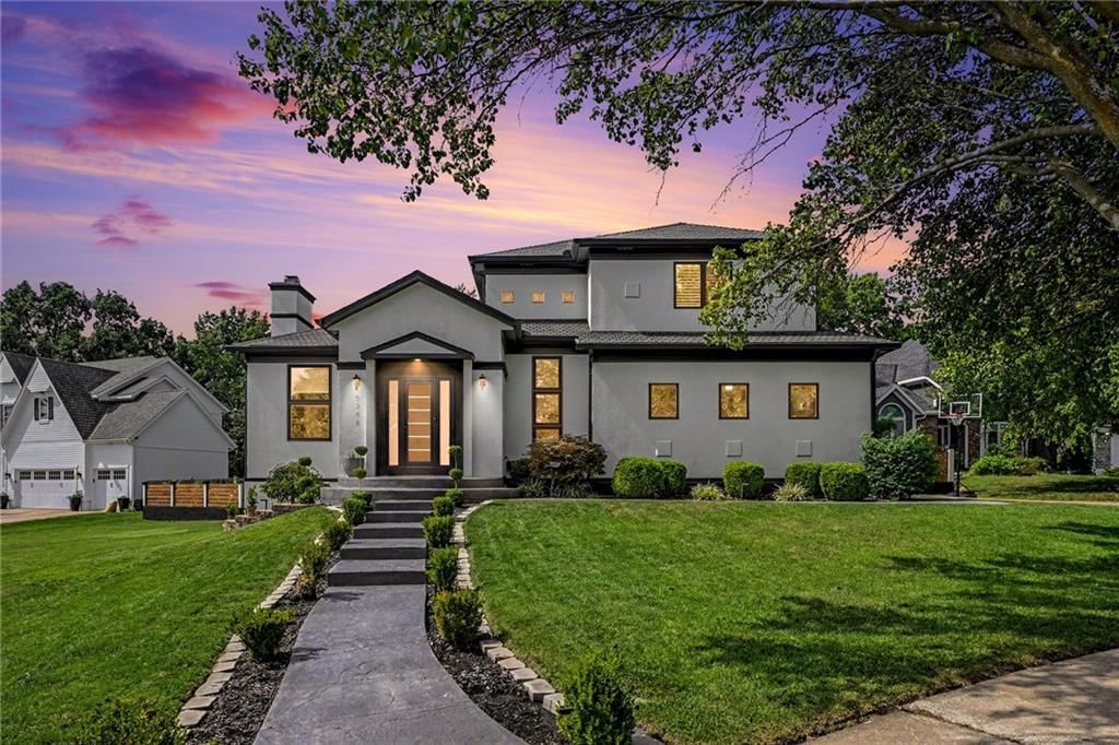 Photo 33 of 39 - 5346 W 123RD Street, Overland Park, KS 66209
