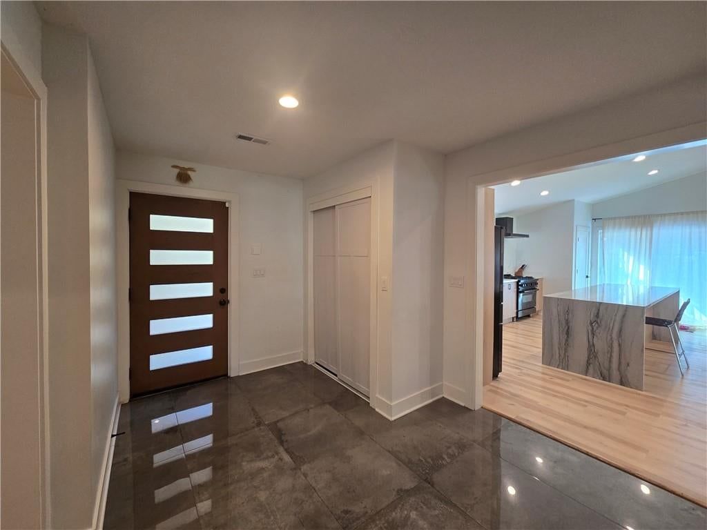Photo 9 of 21 - 7142 FOREST Avenue, Kansas City, MO 64131