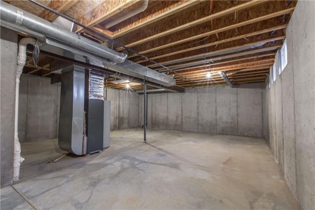 Finished basement at 3628 NW 84th Terrace, Kansas City, MO 64154