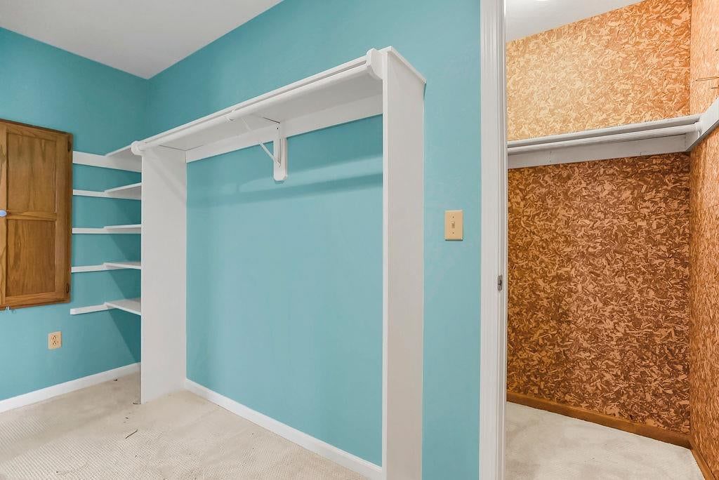 Photo 32 of 54 - 11395 Gardner Road, Olathe, KS 66061