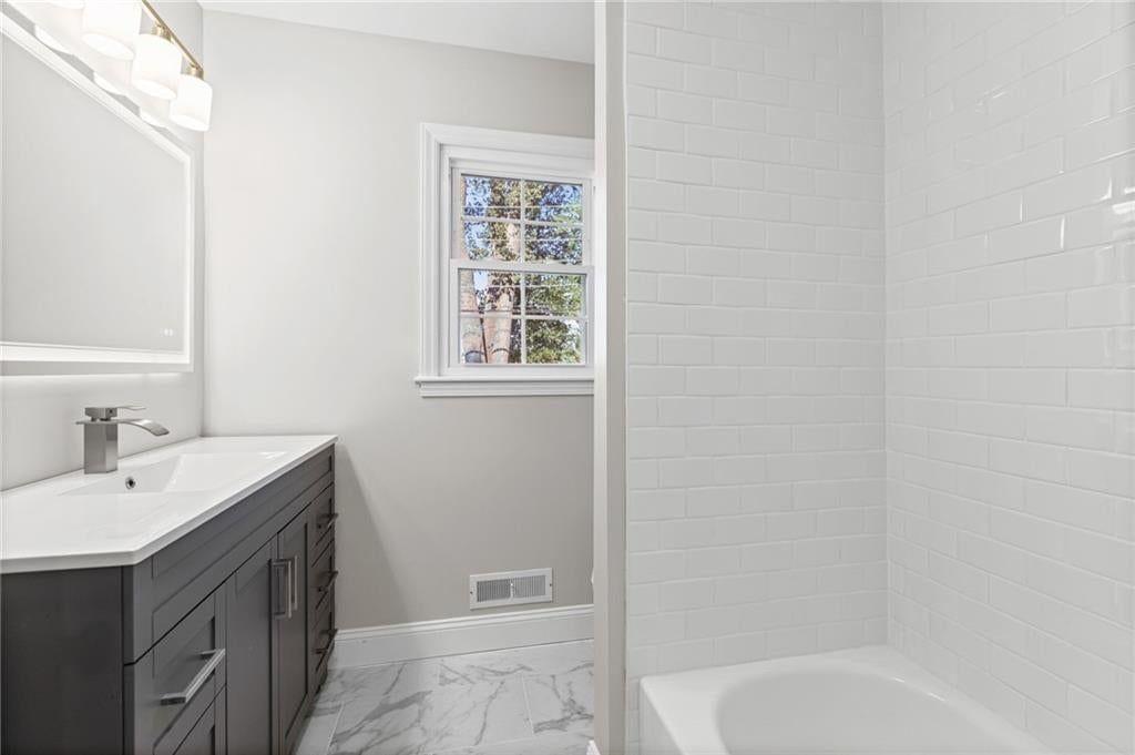 5644 Barkley Street — photo 18