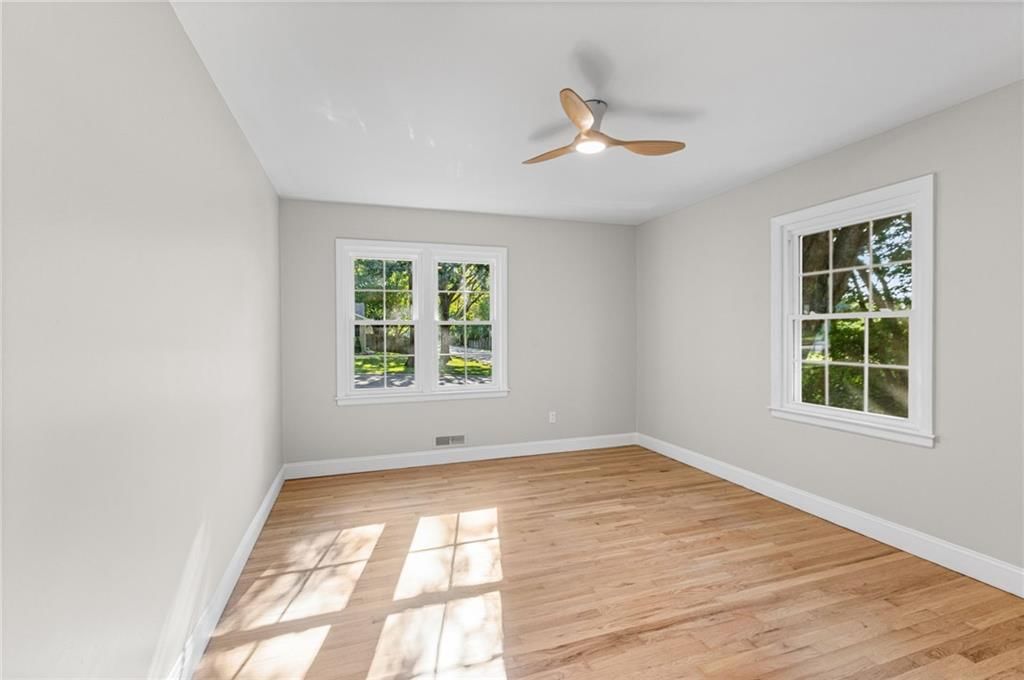 5644 Barkley Street — photo 21