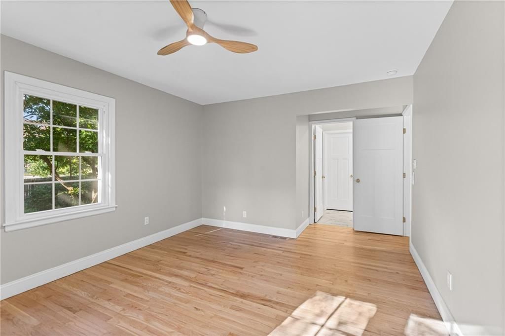 5644 Barkley Street — photo 22
