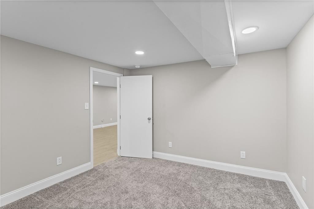 5644 Barkley Street — photo 35