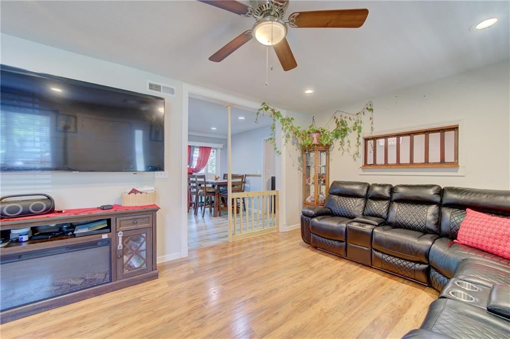 11424 Palmer Avenue — photo 8