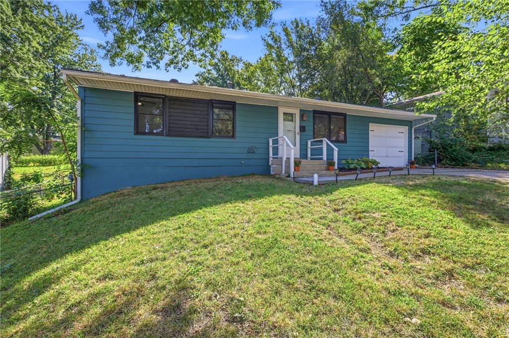 809 N POWAHATAN Drive — photo 3