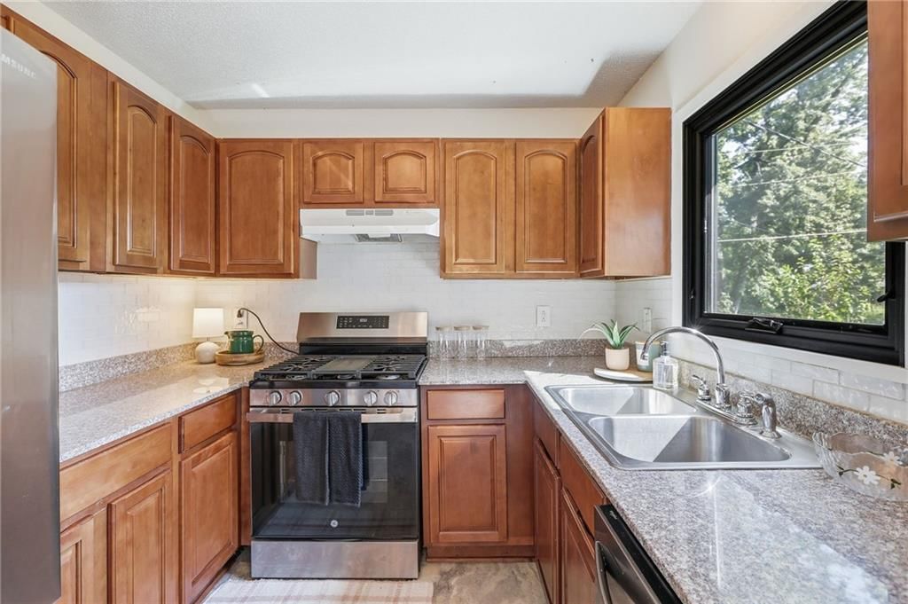 809 N POWAHATAN Drive — photo 10