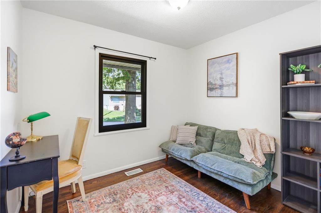 809 N POWAHATAN Drive — photo 12
