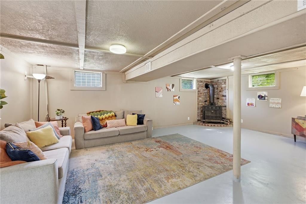 809 N POWAHATAN Drive — photo 25