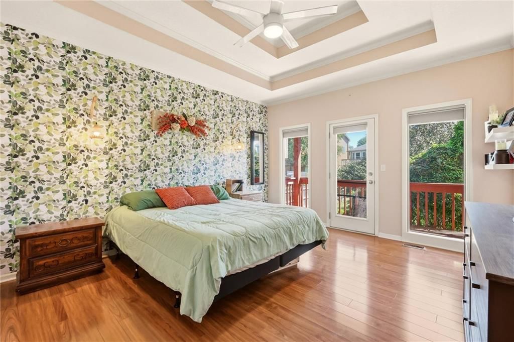 Photo 8 of 46 - 11305 N Holly Street, Kansas City, MO 64155