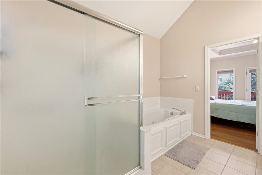 Photo 11 of 46 - 11305 N Holly Street, Kansas City, MO 64155