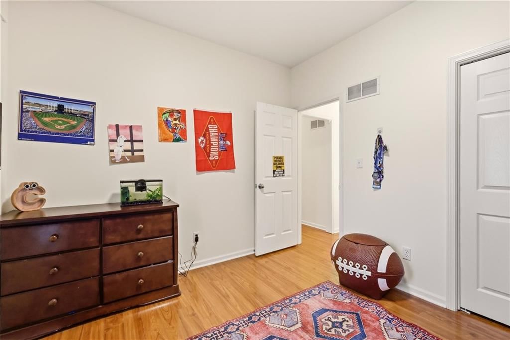 Photo 16 of 46 - 11305 N Holly Street, Kansas City, MO 64155