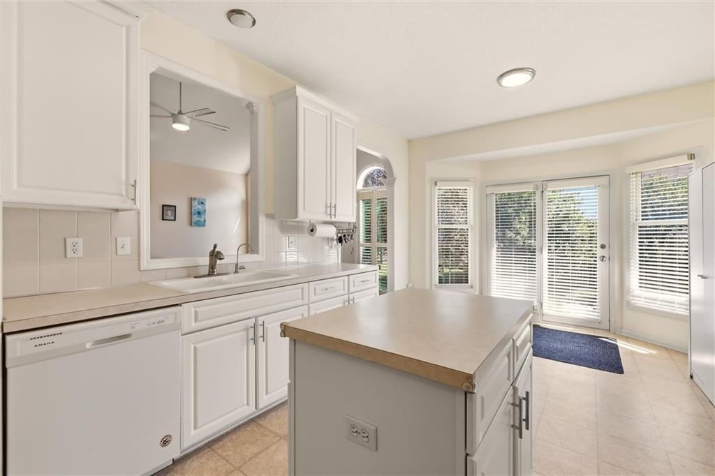Photo 20 of 46 - 11305 N Holly Street, Kansas City, MO 64155