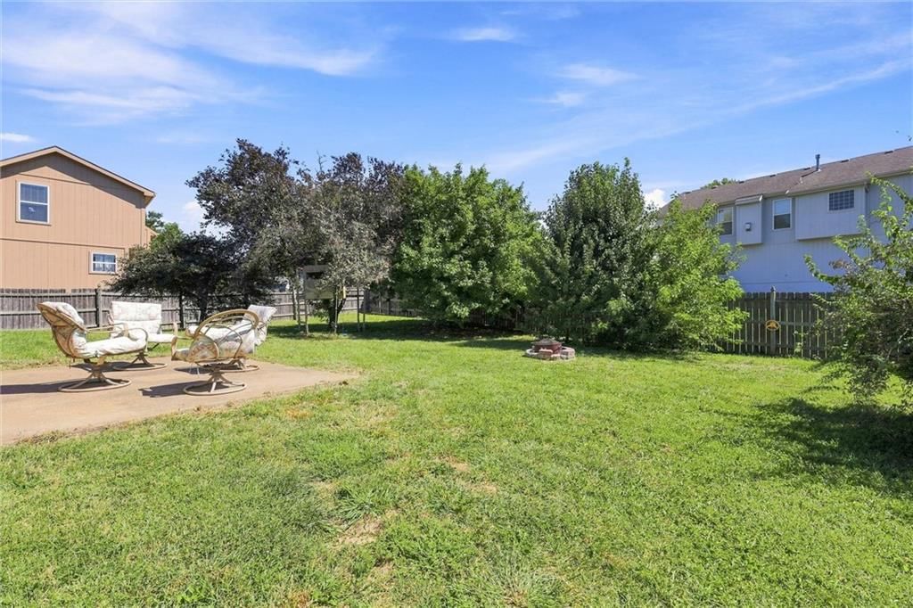 Photo 29 of 46 - 11305 N Holly Street, Kansas City, MO 64155