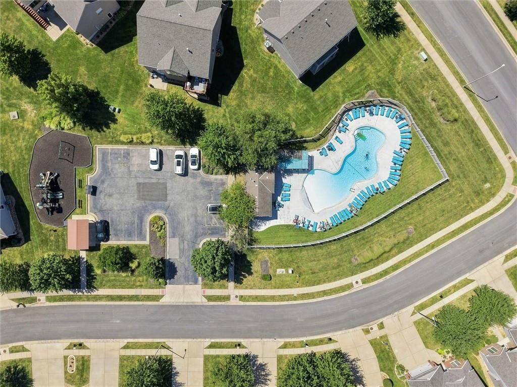 Photo 37 of 46 - 11305 N Holly Street, Kansas City, MO 64155