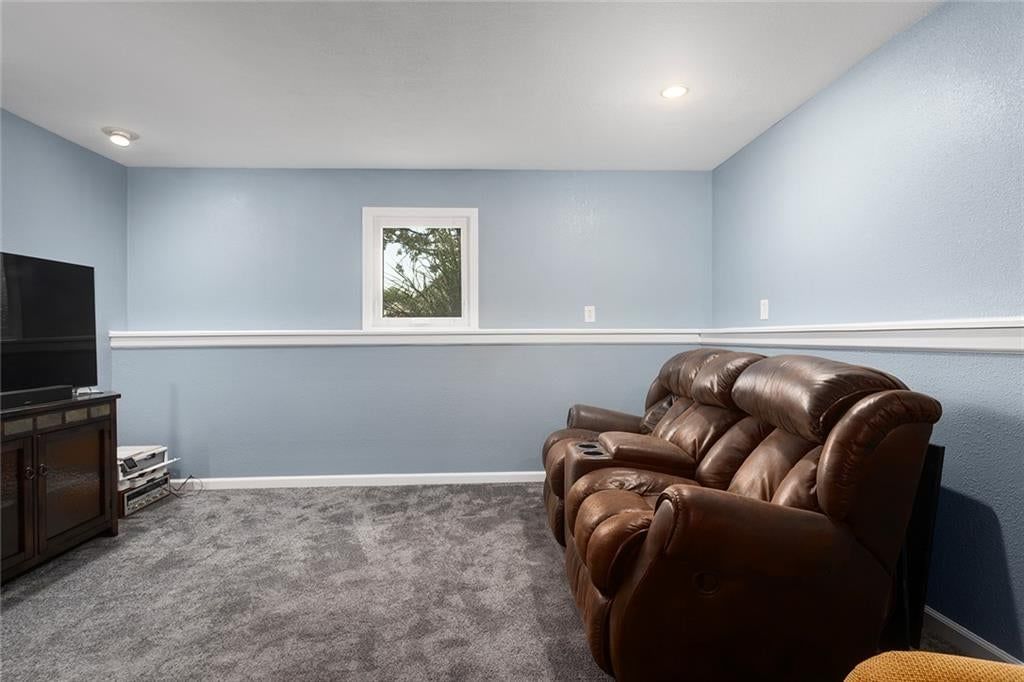 10636 N Holmes Street — photo 21