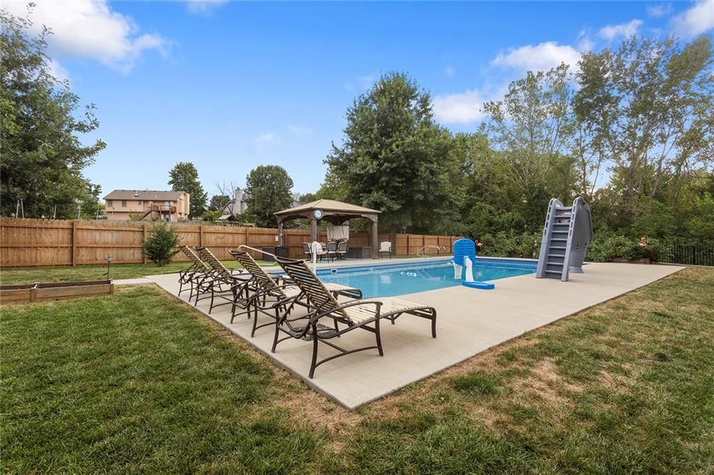 10636 N Holmes Street — photo 28