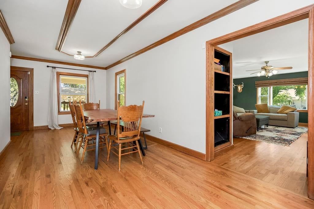 3526 N River Boulevard — photo 4
