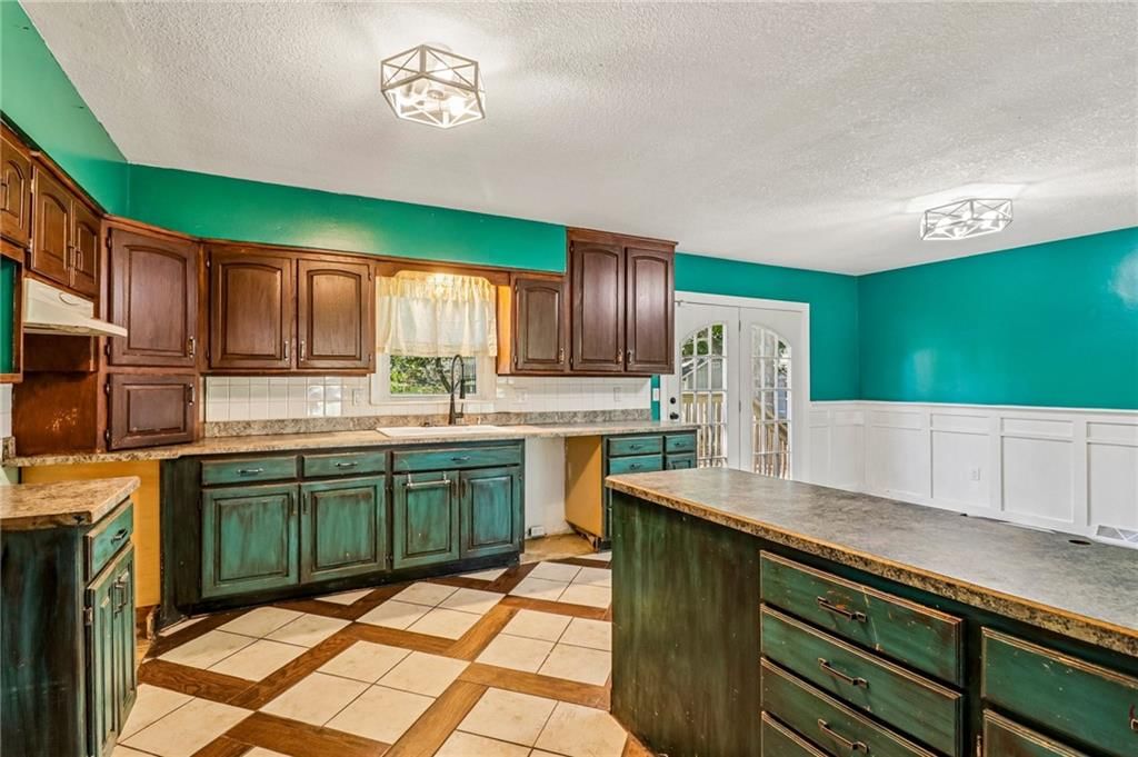 207 SW 19th Street — photo 11