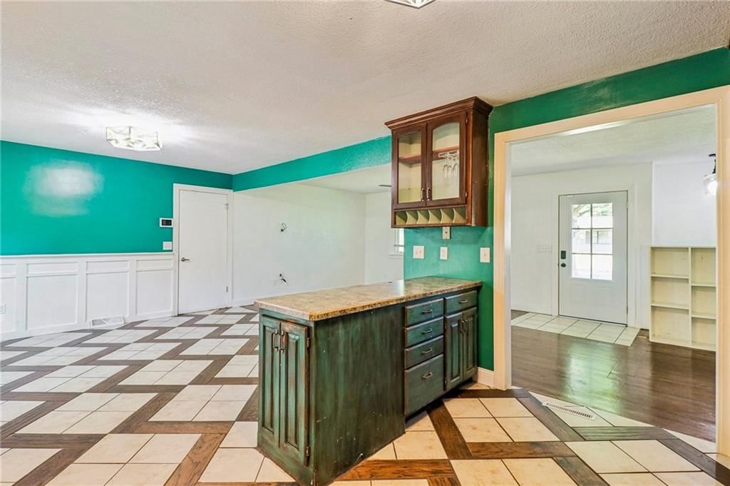 207 SW 19th Street — photo 12