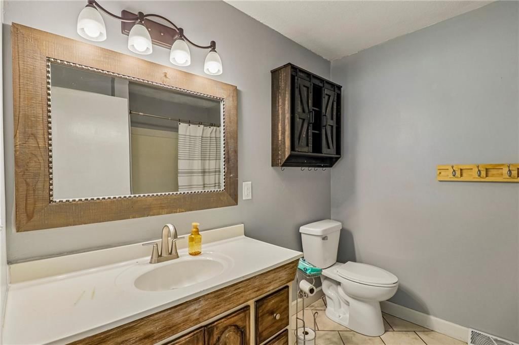 207 SW 19th Street — photo 15