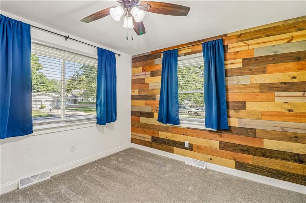 207 SW 19th Street — photo 21