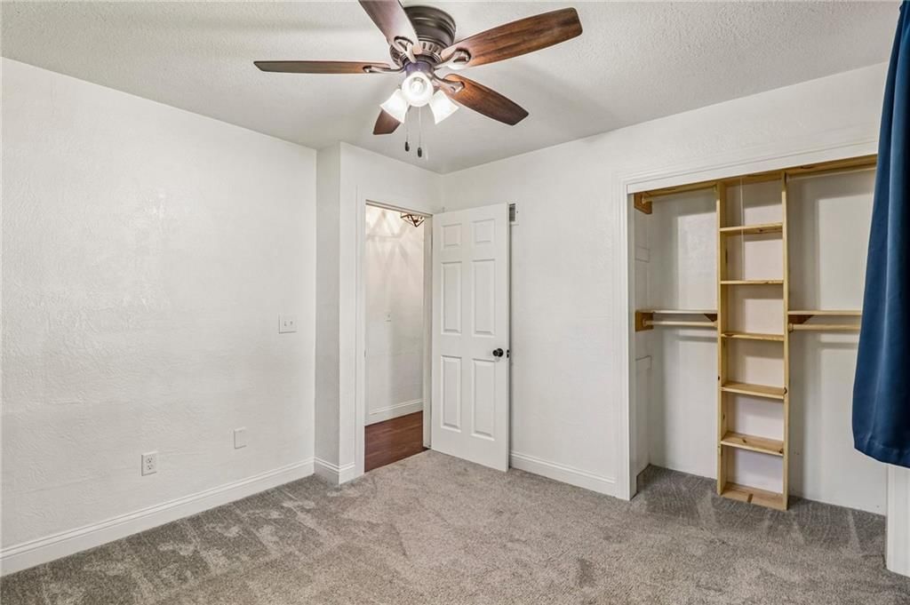 207 SW 19th Street — photo 24
