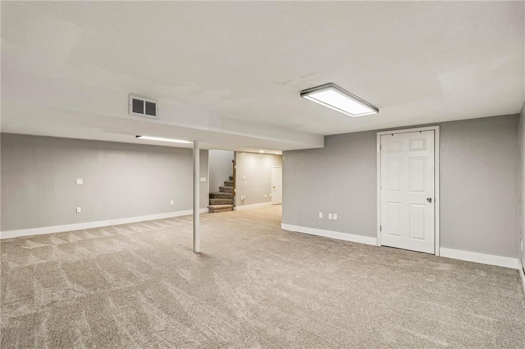207 SW 19th Street — photo 27