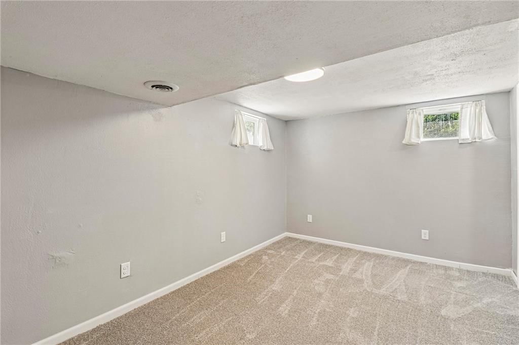 207 SW 19th Street — photo 29
