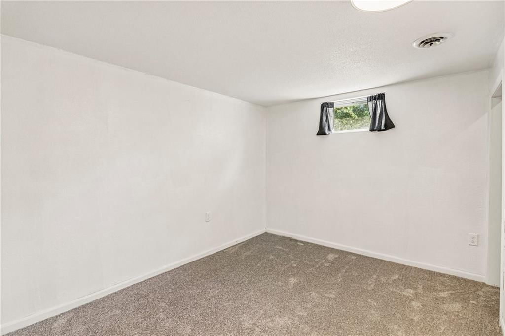 207 SW 19th Street — photo 32