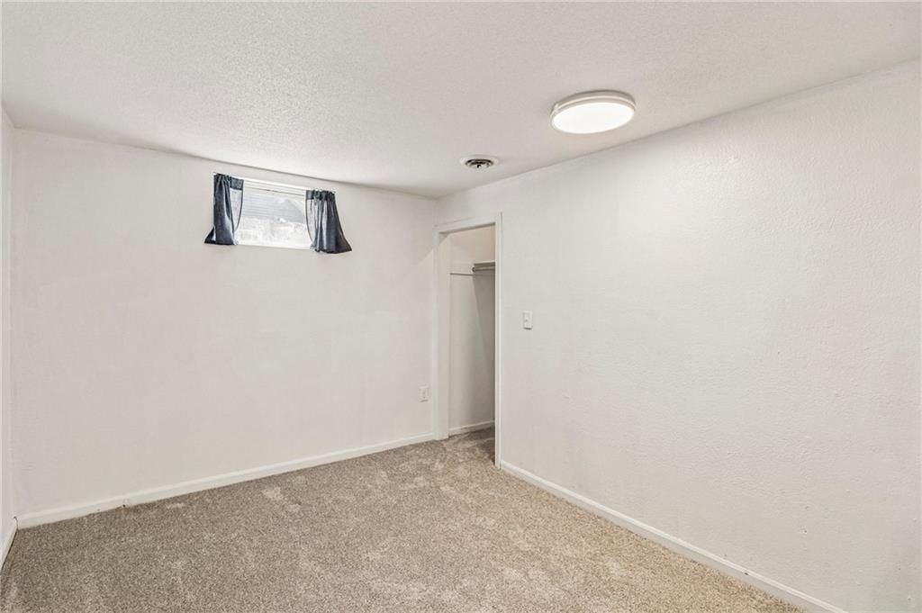 207 SW 19th Street — photo 33