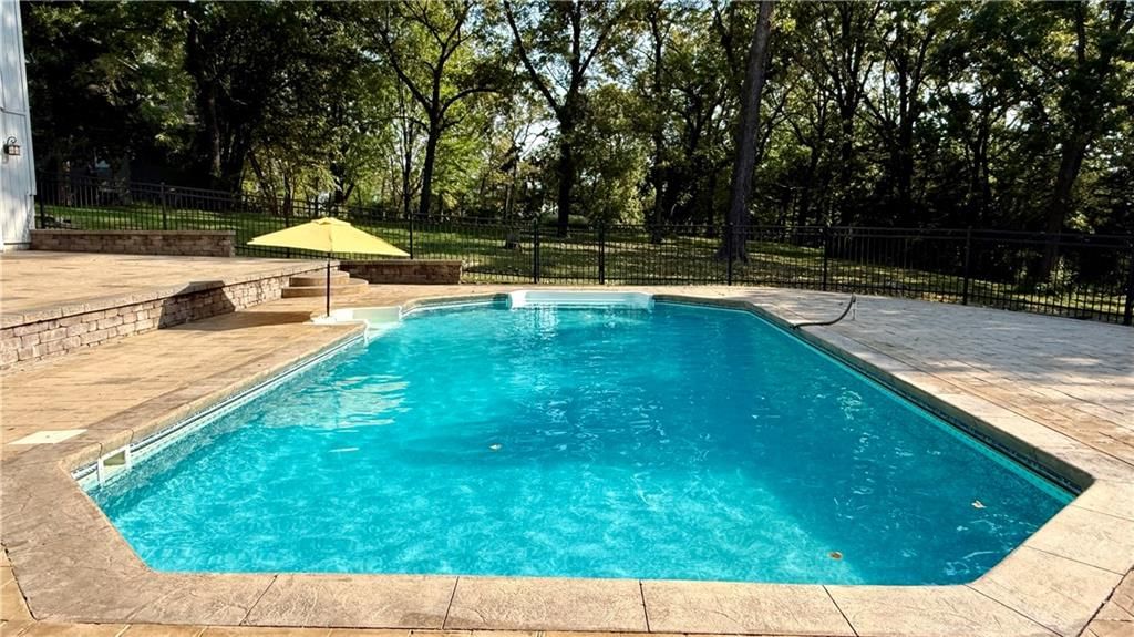1515 Sugarland Parkway — photo 3