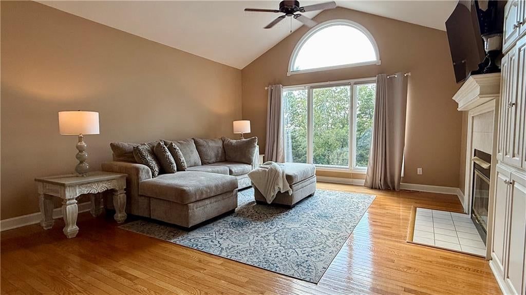 1515 Sugarland Parkway — photo 4