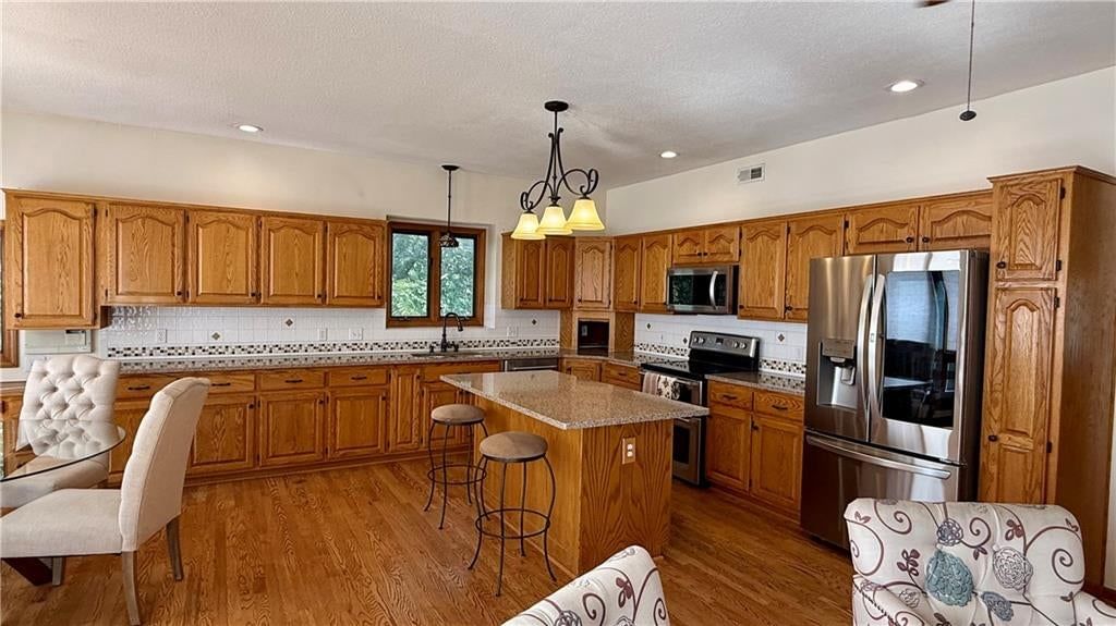 1515 Sugarland Parkway — photo 8
