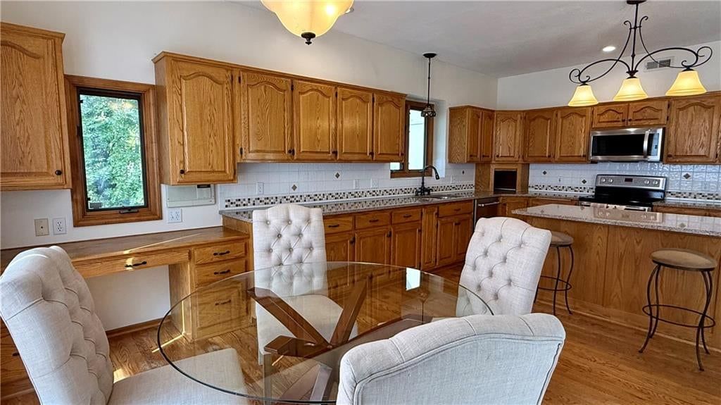 1515 Sugarland Parkway — photo 9