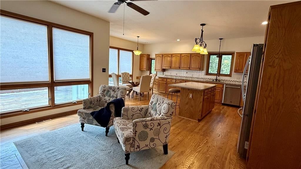 1515 Sugarland Parkway — photo 10