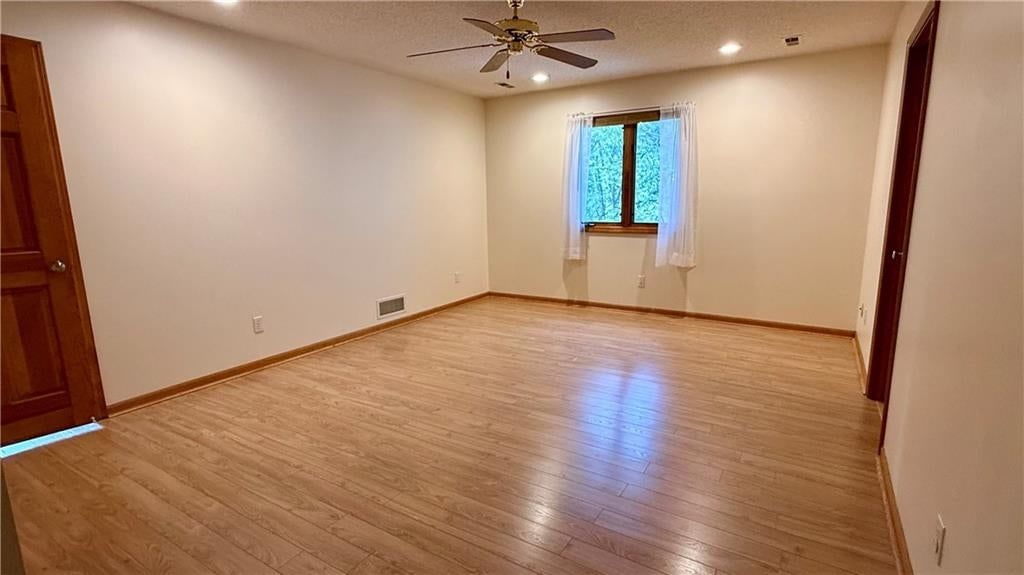 1515 Sugarland Parkway — photo 12