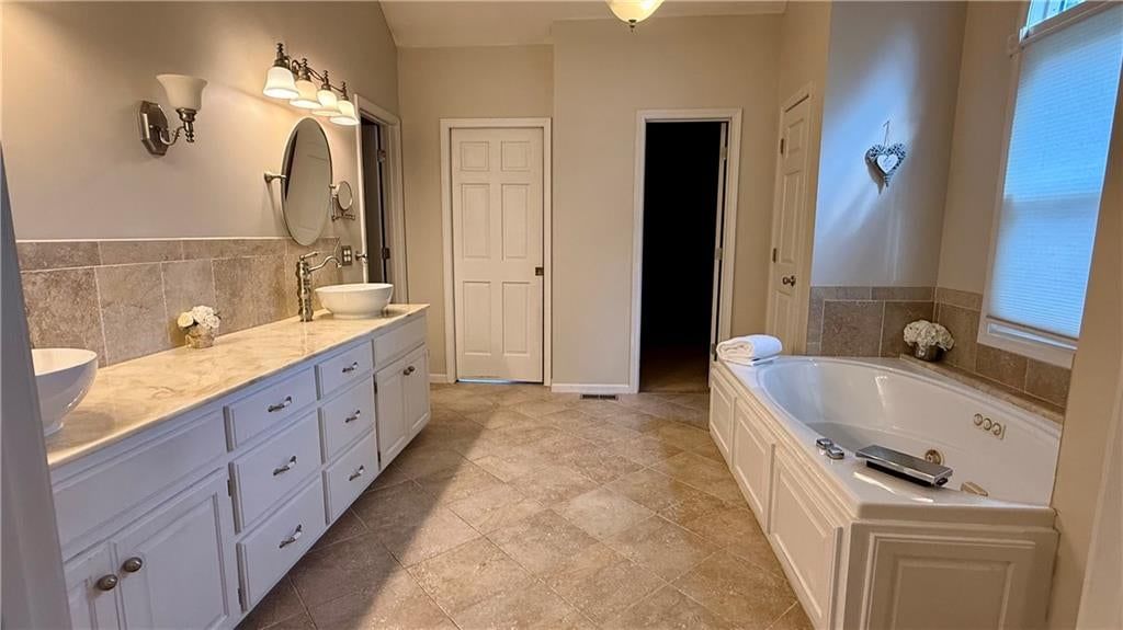 1515 Sugarland Parkway — photo 23
