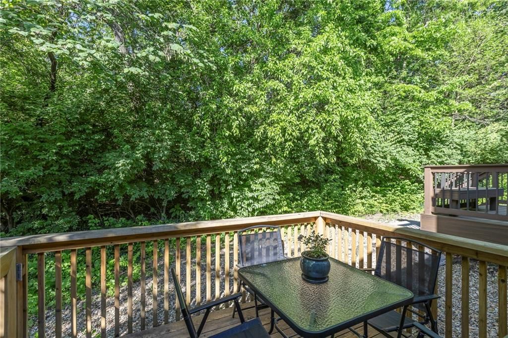 1409 Lawrence Avenue — photo 29