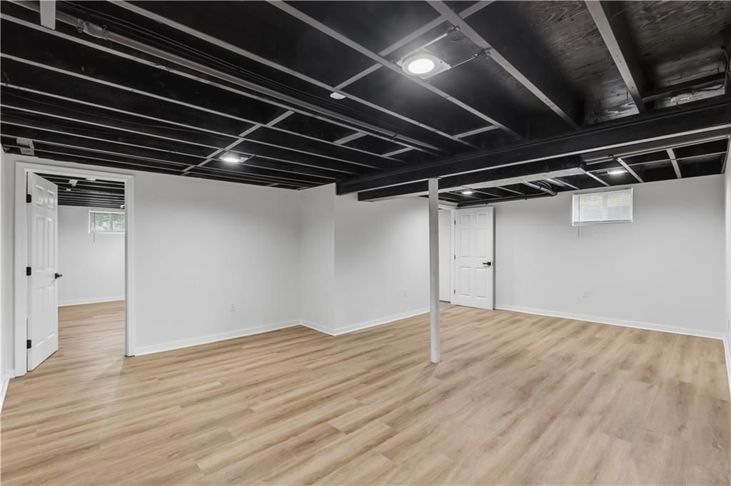 Photo 13 of 26 - 9130 E 44th Street, Kansas City, MO 64133