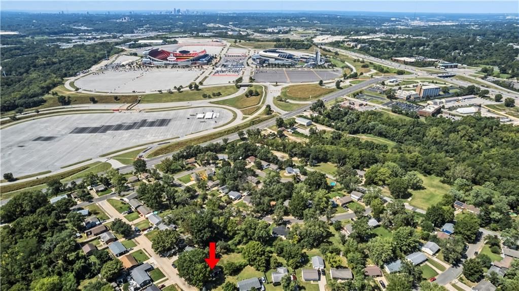 Photo 22 of 26 - 9130 E 44th Street, Kansas City, MO 64133