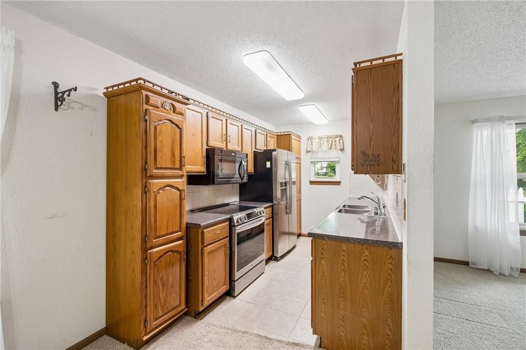 7831 Freeman Avenue — photo 12
