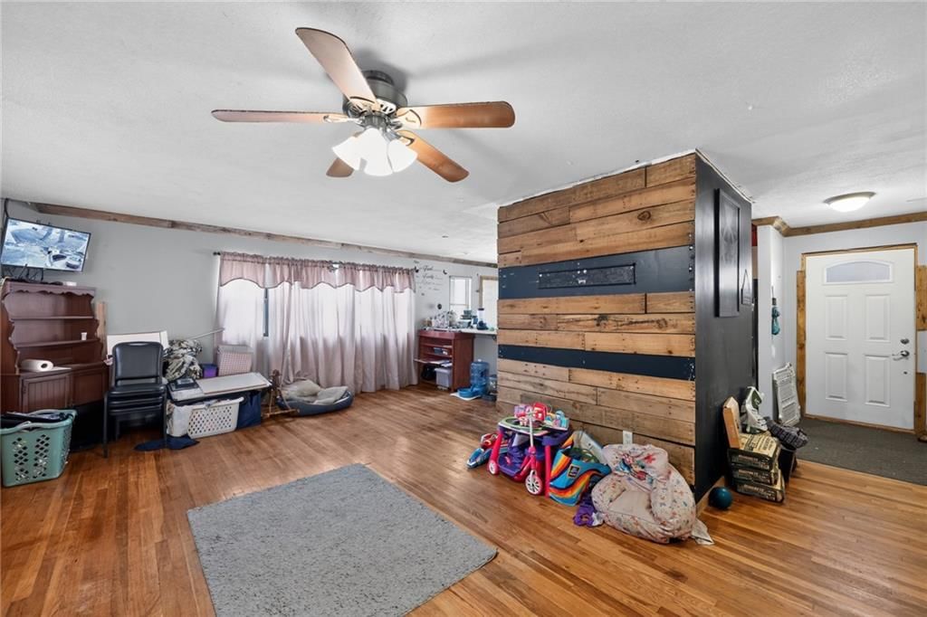 6711 Windsong Drive — photo 9