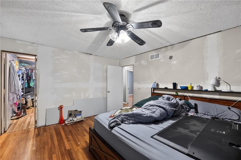 6711 Windsong Drive — photo 25