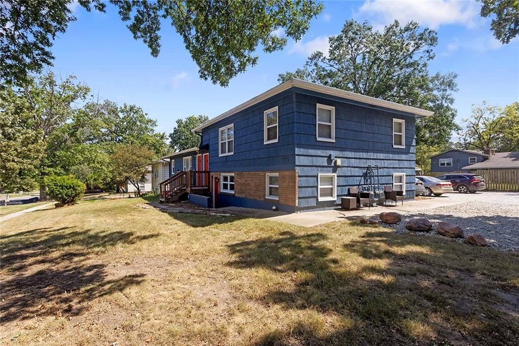 731 W 25th Street — photo 16