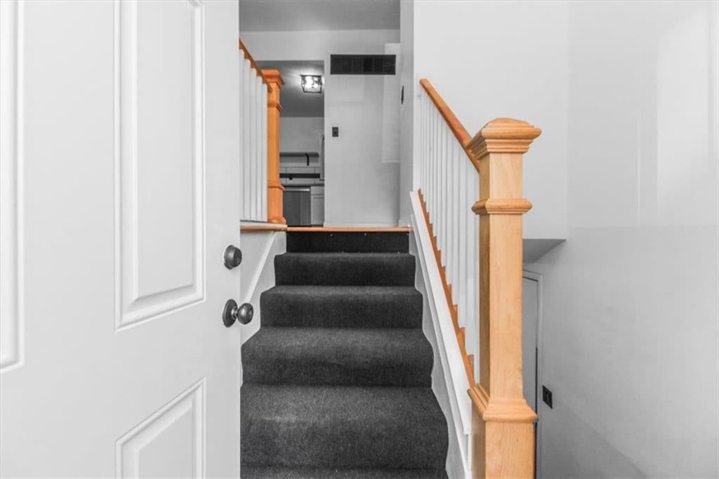 Photo 4 of 26, 8302 Manning Avenue, Raytown, MO 64138