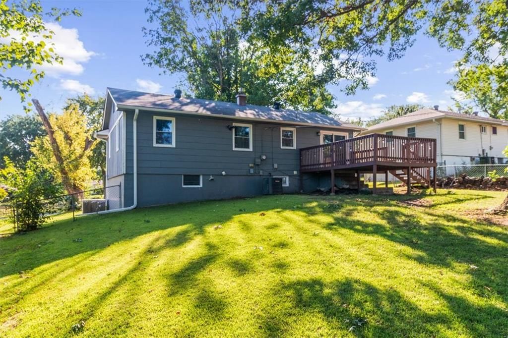 Photo 26 of 26 - 8302 Manning Avenue, Raytown, MO 64138