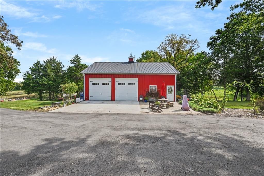 31470 W 89th Street — photo 19
