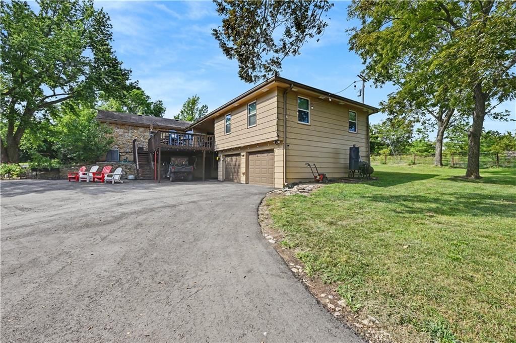 31470 W 89th Street — photo 22