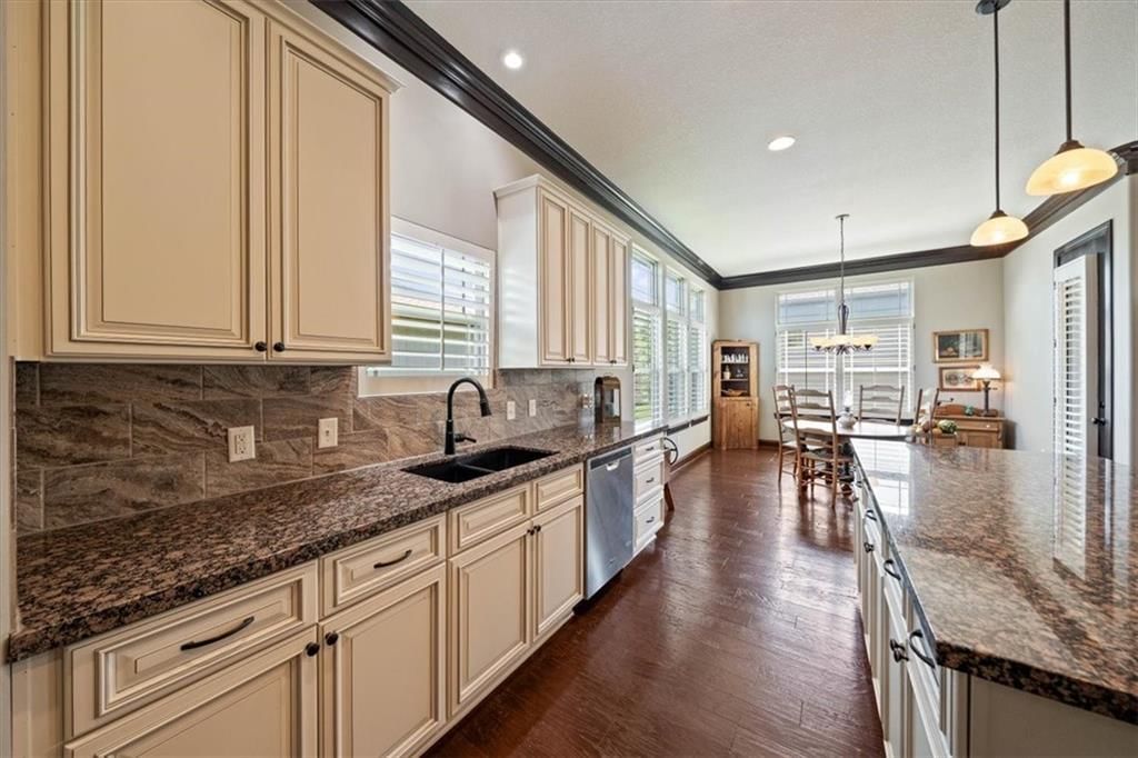 Photo 10 of 35 - 3111 N 118TH Terrace, Kansas City, KS 66109